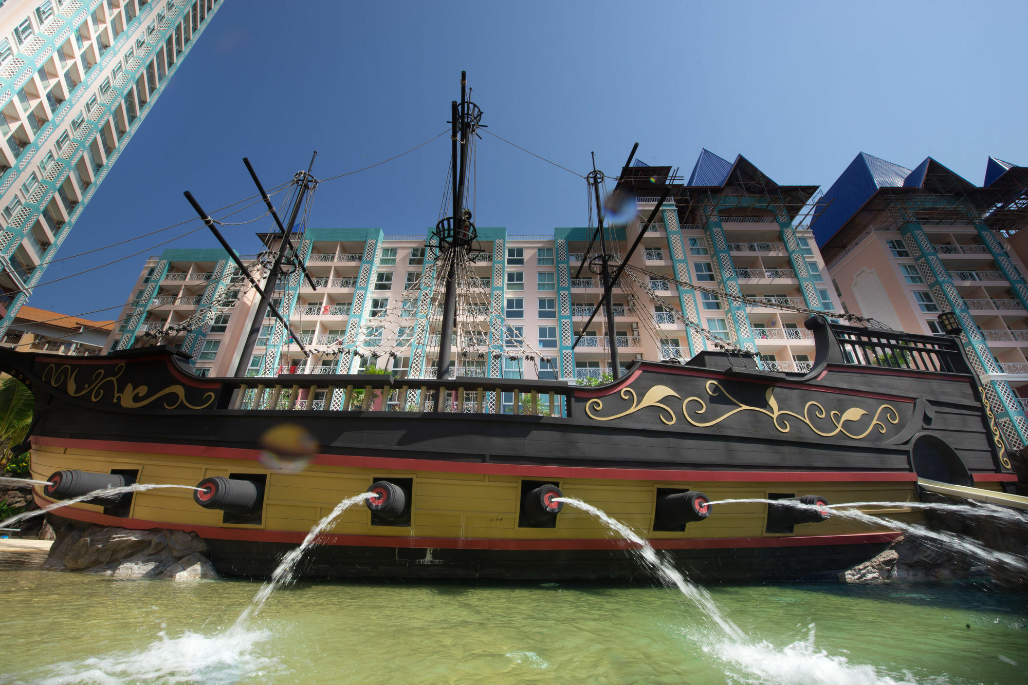 Grande Caribbean Condotel By Narintorn